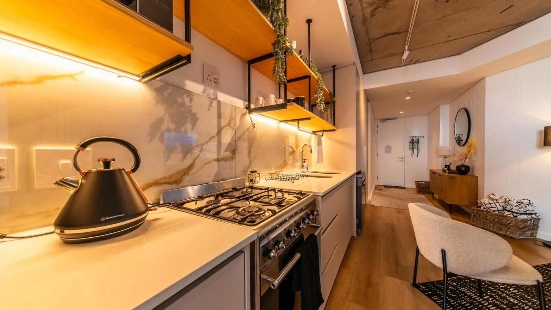 82 On Main, Seaview, Pool, Parking, Blok 415 Apartment Cape Town 0*,  South Africa