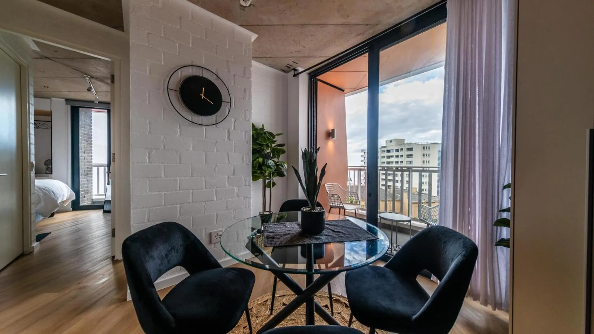 82 On Main, Seaview, Pool, Parking, Blok 415 Apartment Cape Town